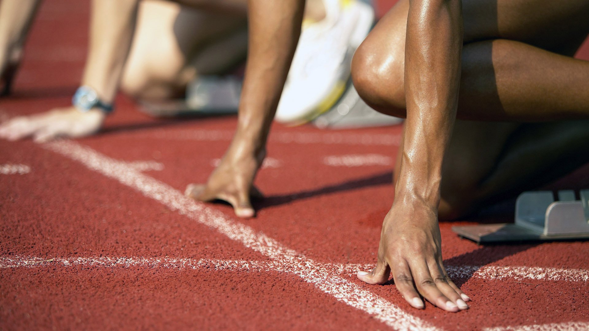 足球青训中心引进先进训练理念,足球青训招生简介